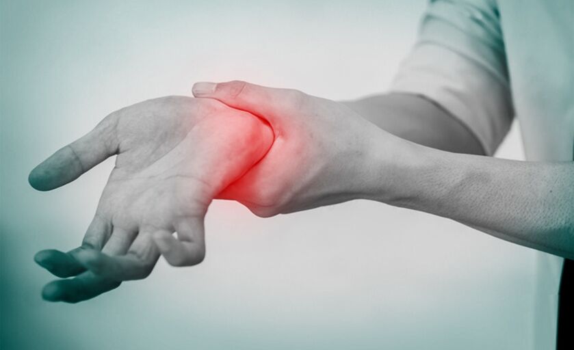 Pain due to arthrosis of the wrist joint